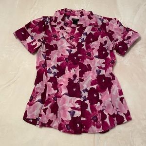Ann Taylor fitted floral button down